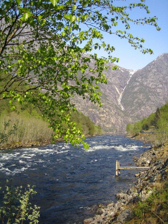 Kvamsdal Pensjonat 4 Ейдфйорд Екстер'єр фото